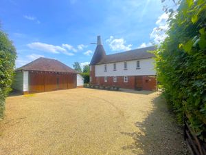 Photo 33- click for photo gallery